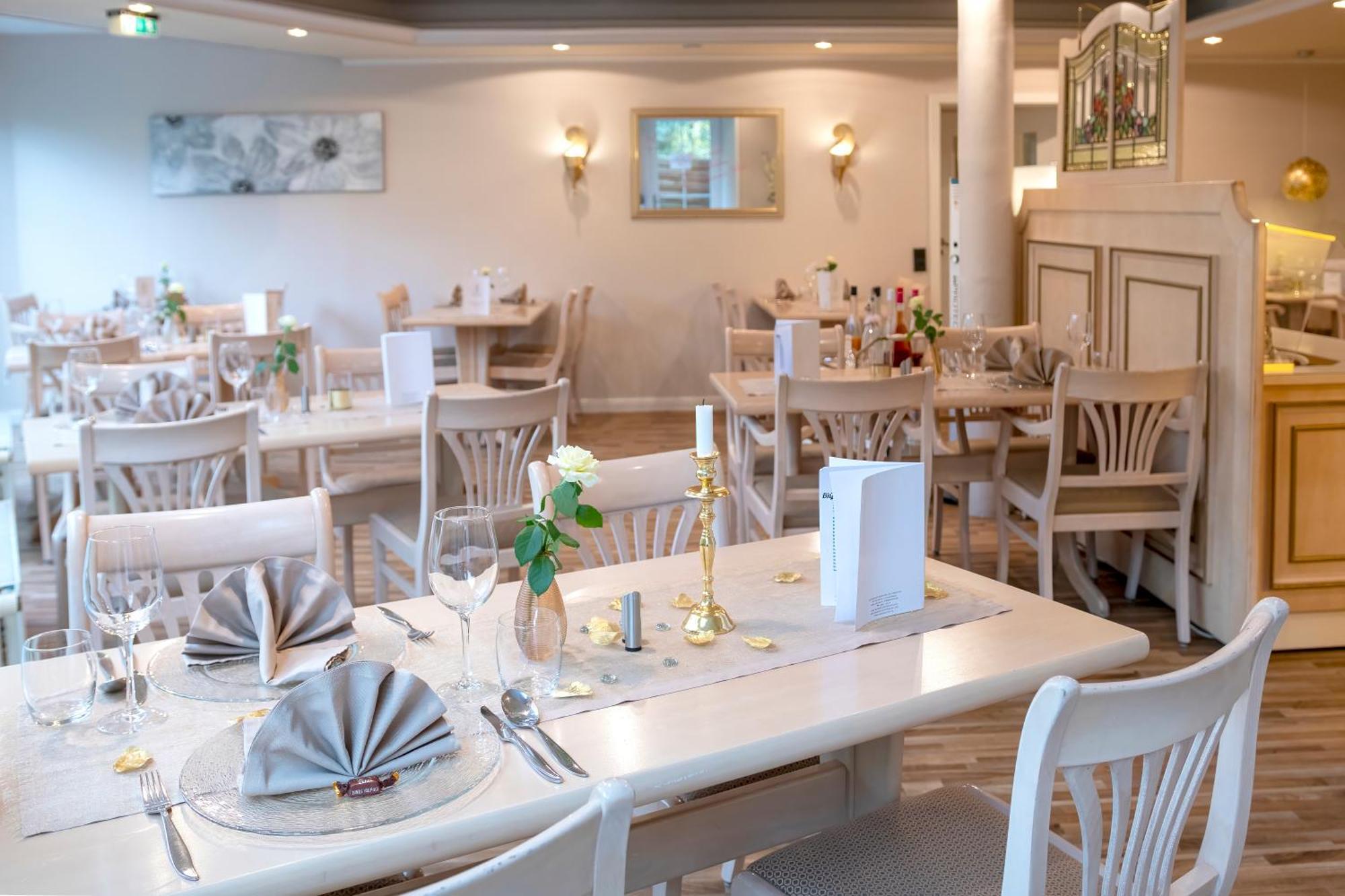 Haus Roseneck Mit Gratis Zugang Zur Jod-Sole-Therme 巴德贝芬森 外观 照片